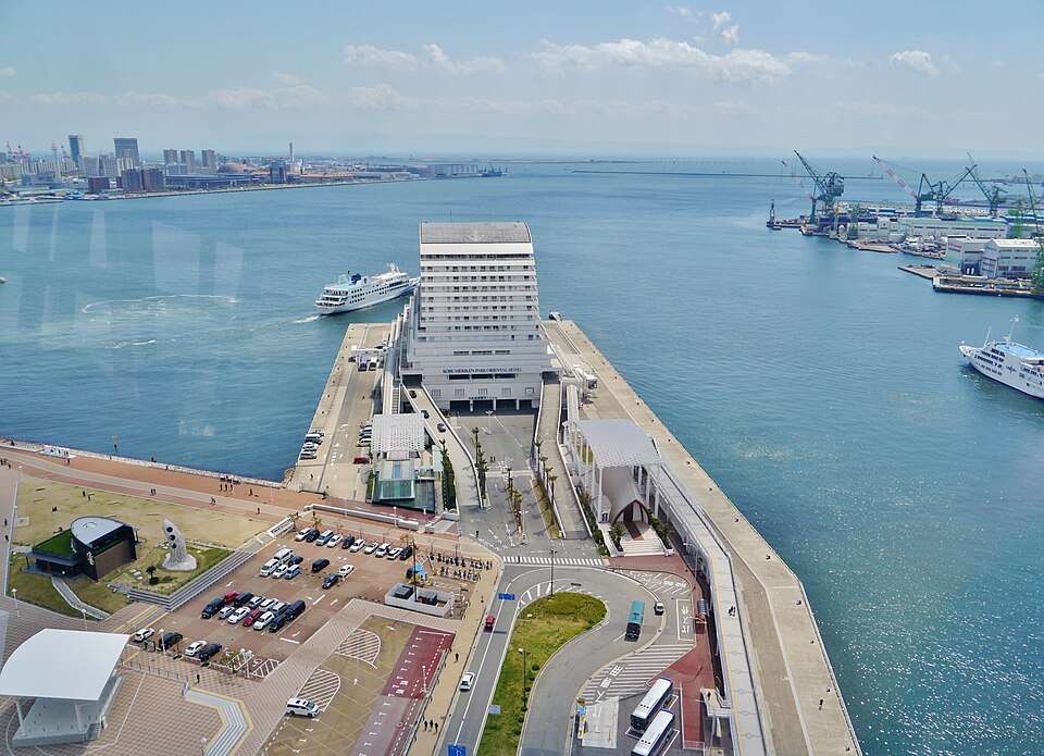 Kobe harbour and Meriken Park from the Port Tower
